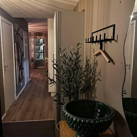 Apartment Lys Og Innbydende *